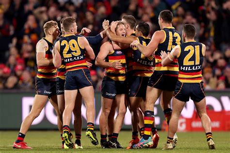 Expert predictions: Premier, spoon, ladder, who'll rise and fall.